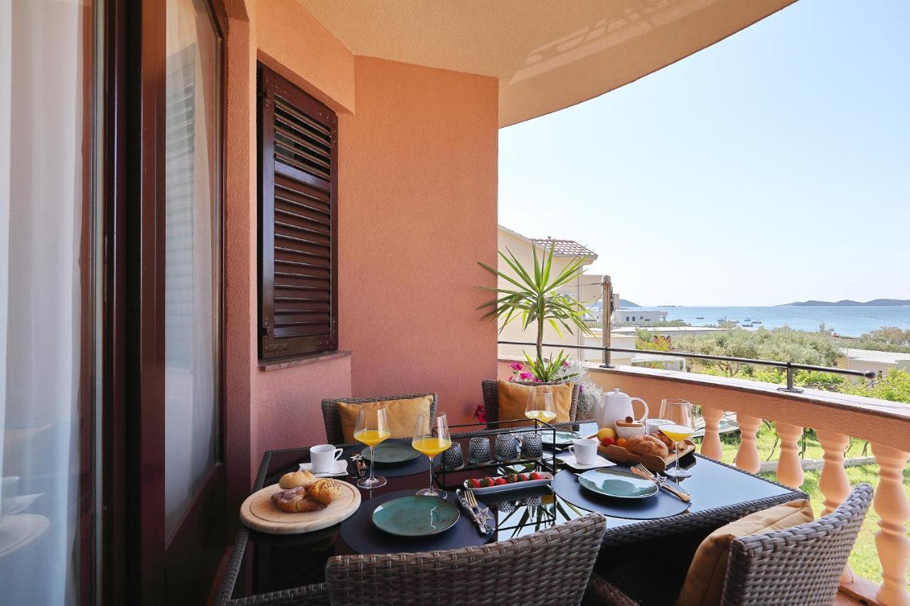 Villa Dalmatino Pakostane Ngoại thất bức ảnh