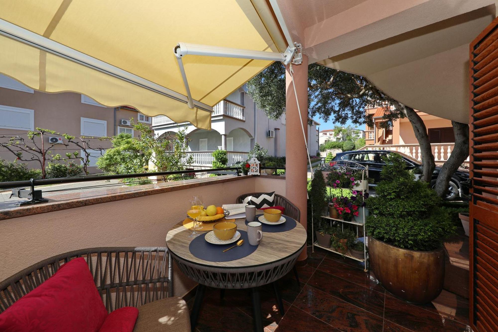 Villa Dalmatino Pakostane Ngoại thất bức ảnh